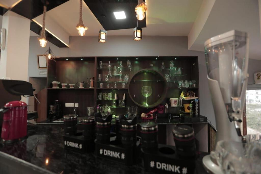 Icebergs Mussoorie - A Boutique Stay And 24 Hrs Roof Top Cafe Ngoại thất bức ảnh
